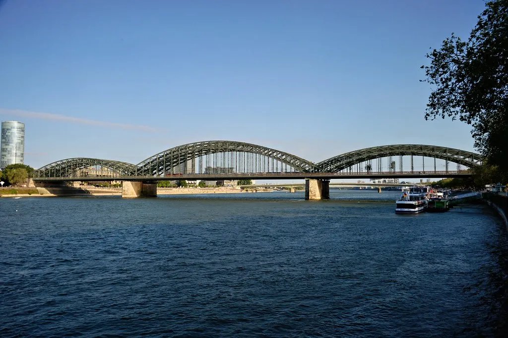 🌉 독일 다리(도이츠바시) 이미지 8